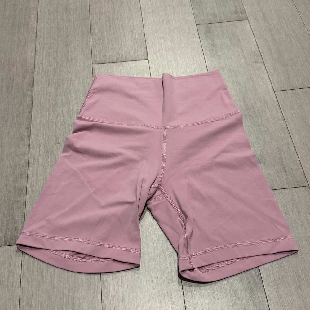 TNA Butter 7" SHORT Dusty Pink Size M